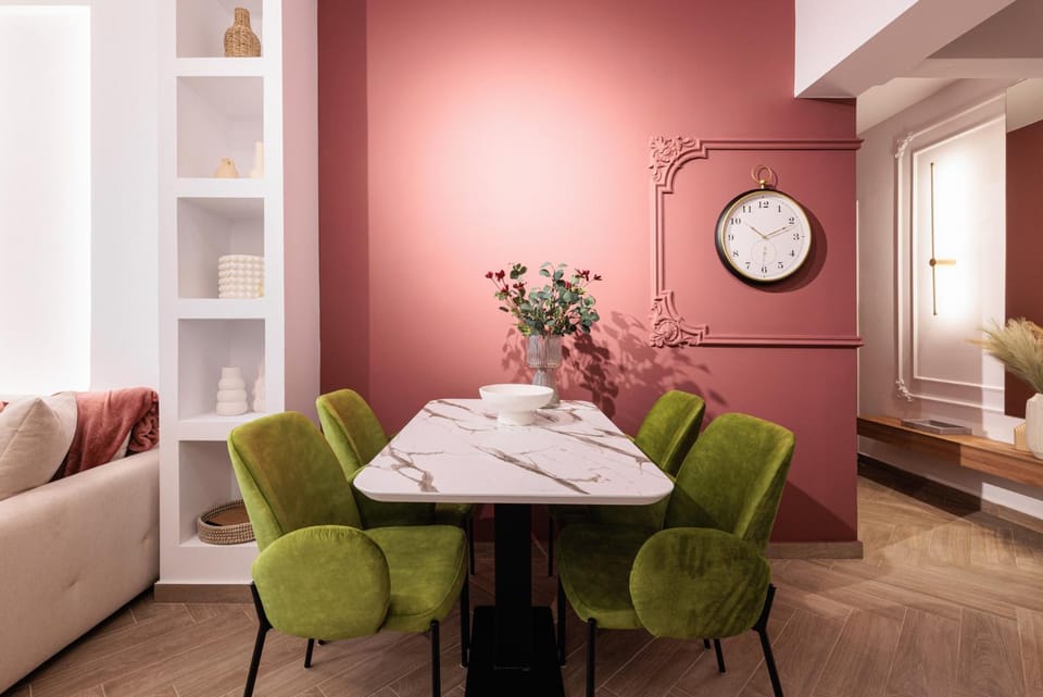 Living room, Dining area