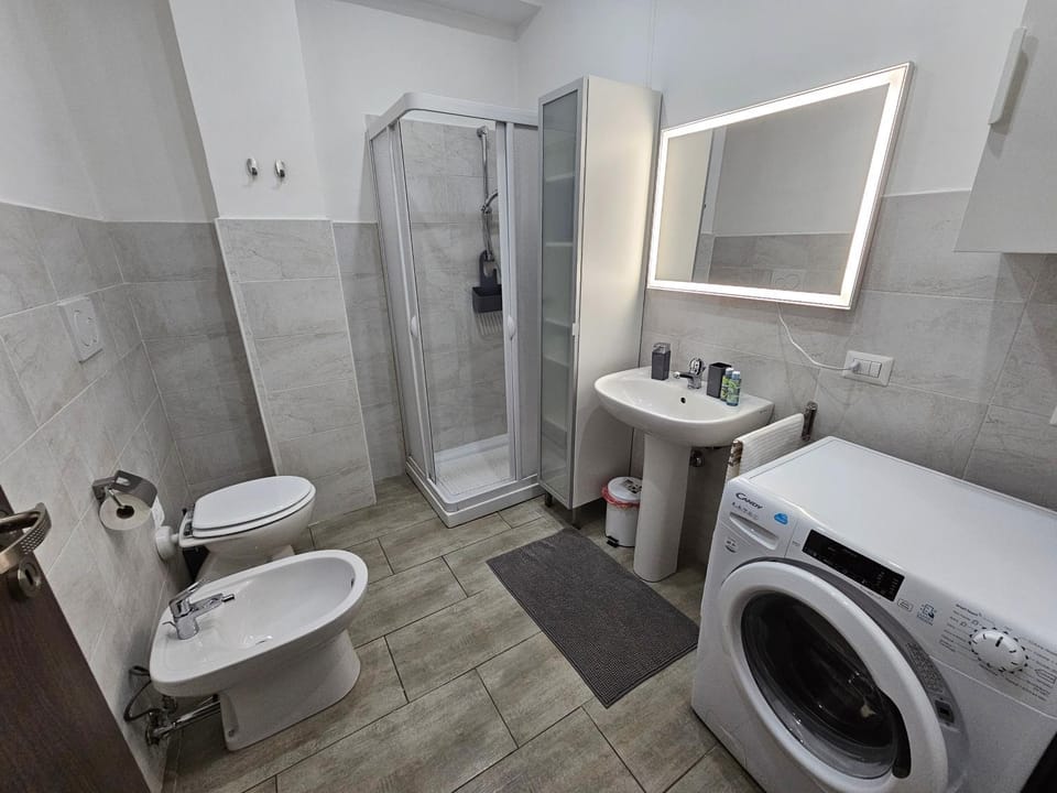 Shower, Toilet, Bathroom, bidet, washing machine