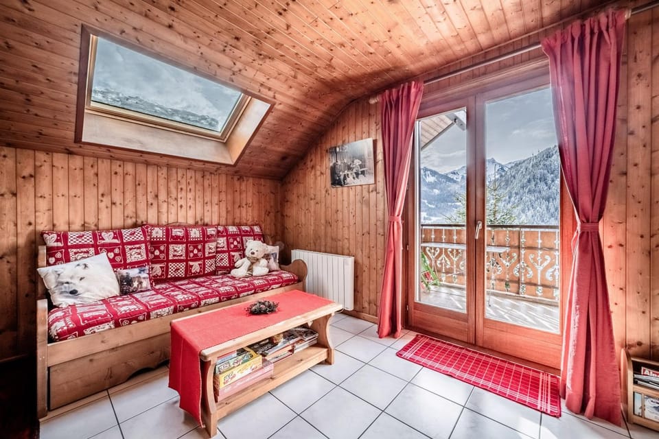 Property building, Living room