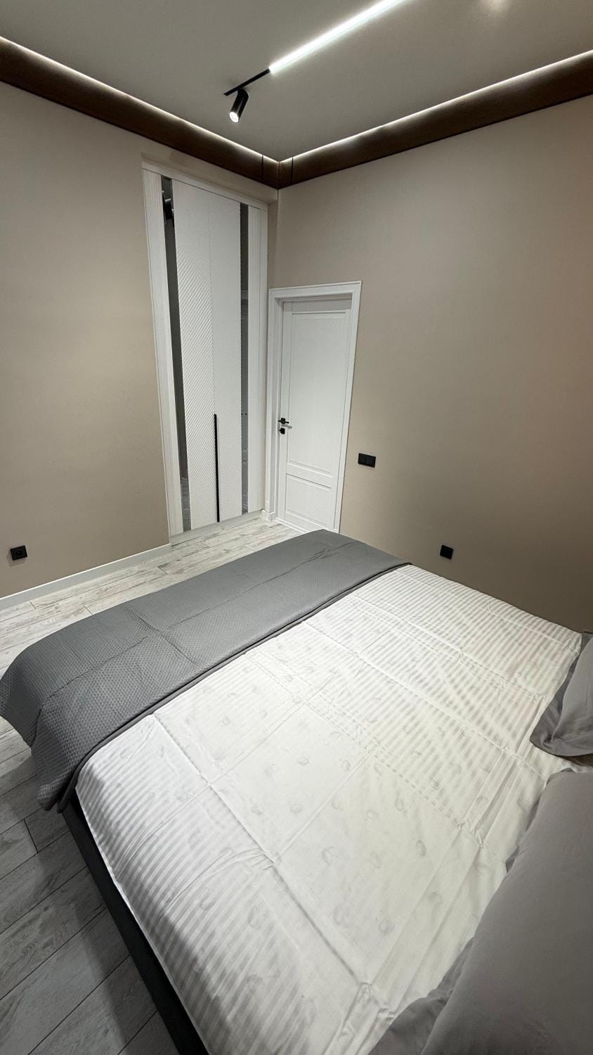 Bedroom, bunk bed, wardrobe
