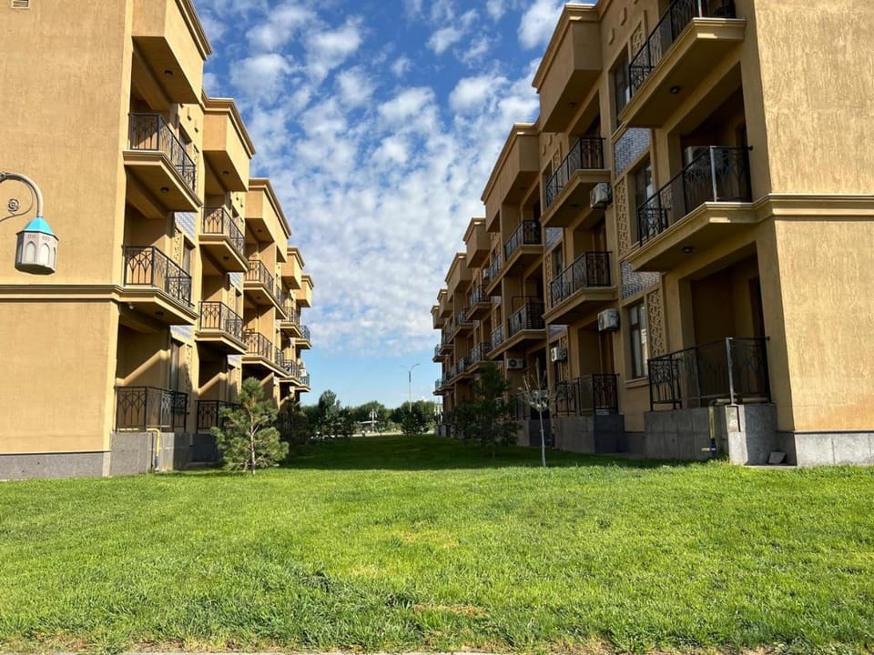 Property building, Garden, Garden view