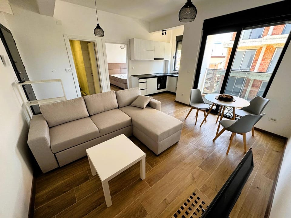 Kitchen or kitchenette, Living room, Seating area, Dining area