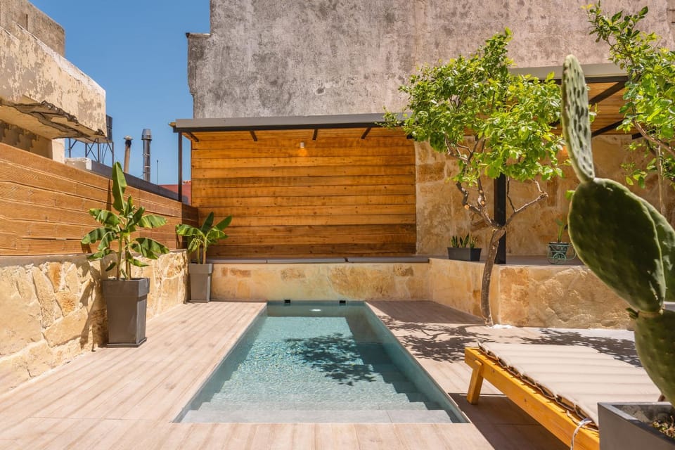 Pool view, Swimming pool, Swimming pool