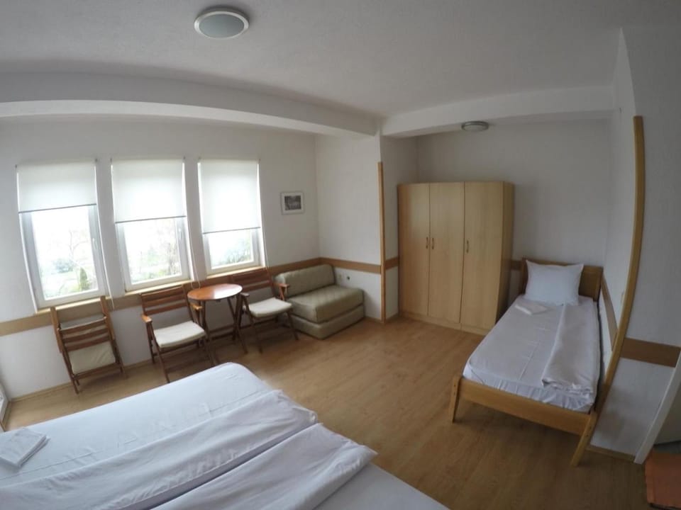 Bed, Bedroom, wardrobe