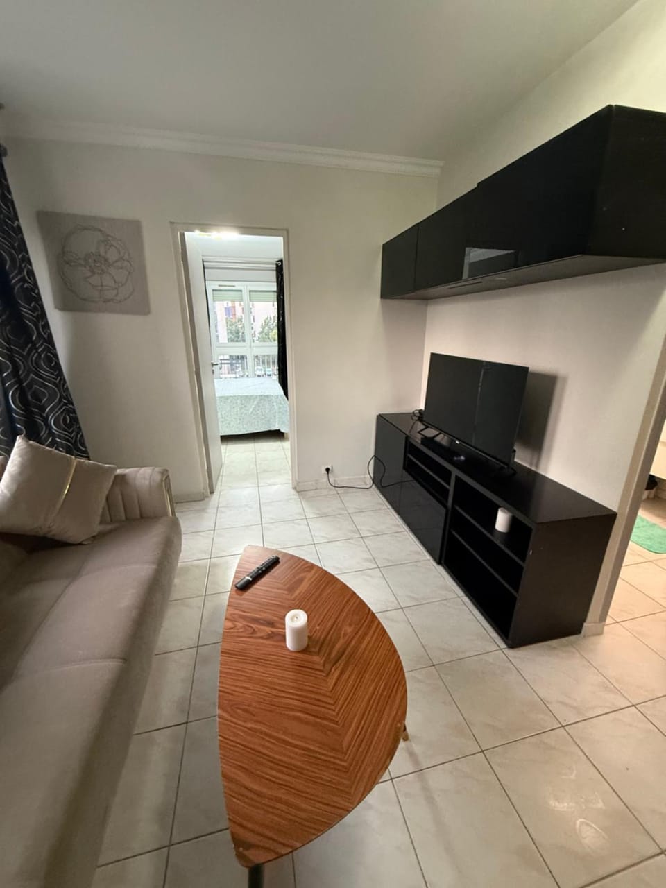 Lina Apartment in Île-de-France