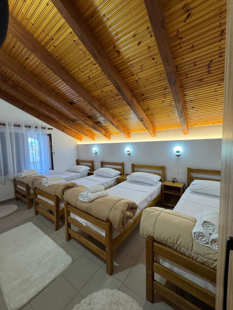 Bed, Photo of the whole room, towels, wardrobe, air conditioner