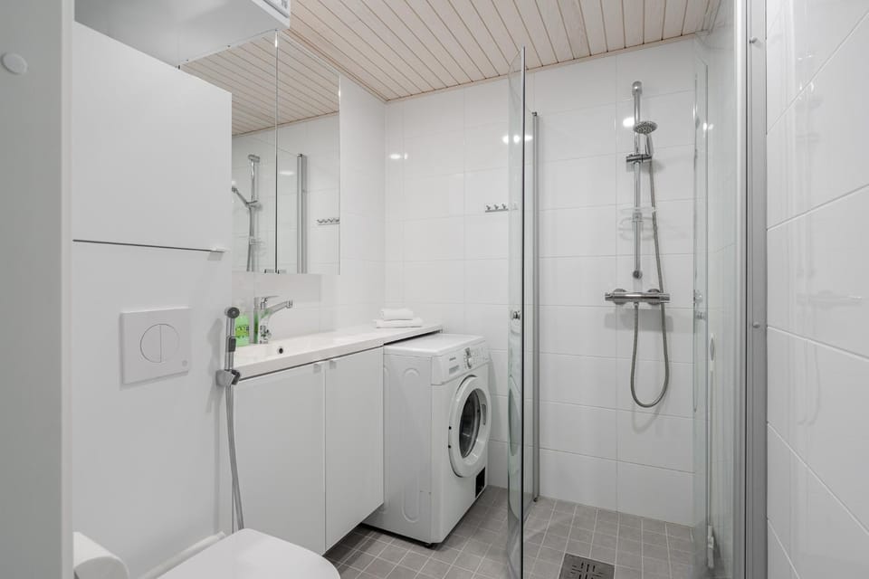 Shower, Bathroom, washing machine