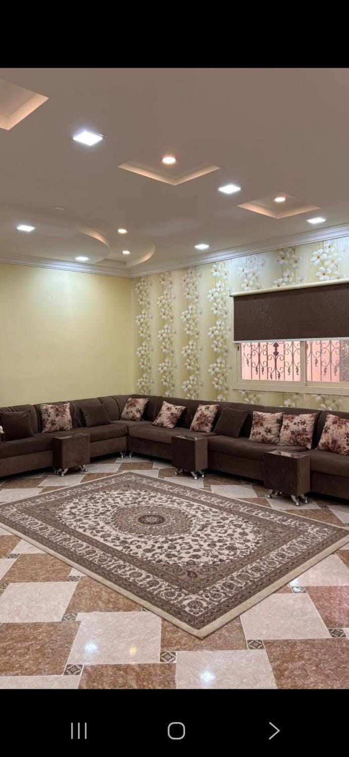 شقه ومزرعه وحوش Apartment in Saudi Arabia