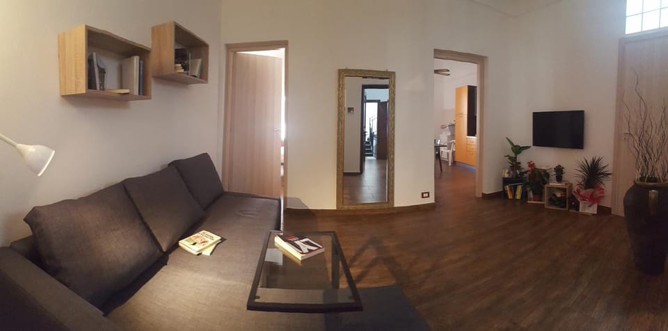 Bed, Living room