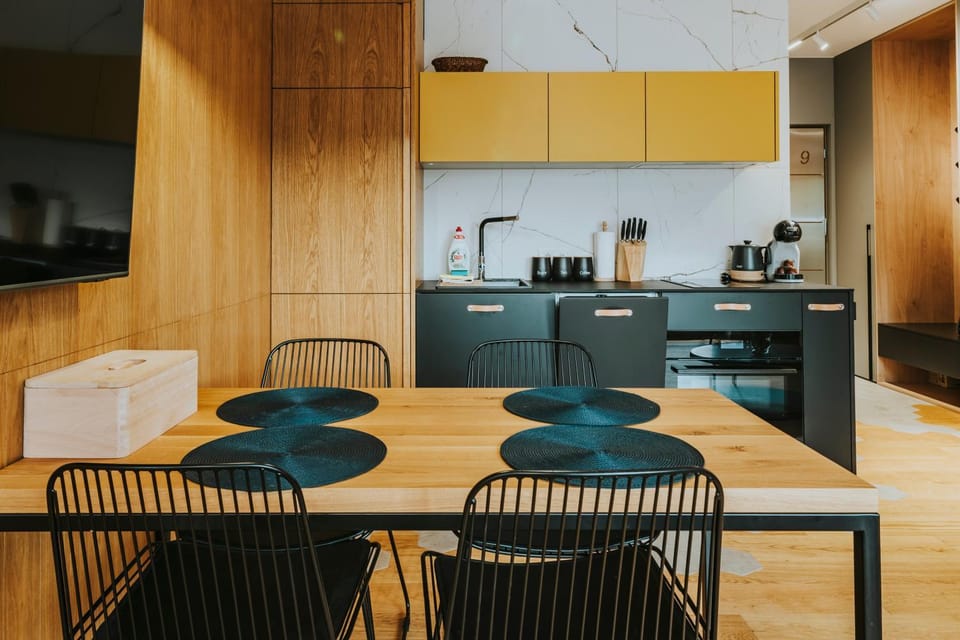 Coffee/tea facilities, Kitchen or kitchenette, Dining area, pet friendly, stove