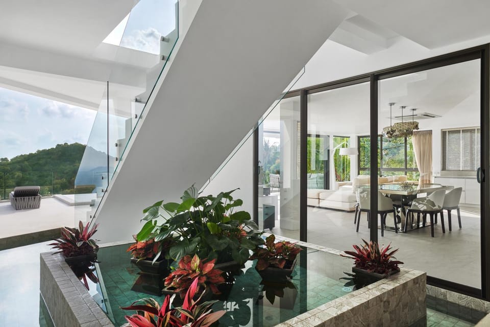 Garden, View (from property/room), Balcony/Terrace, Decorative detail, Garden view, Mountain view, Swimming pool