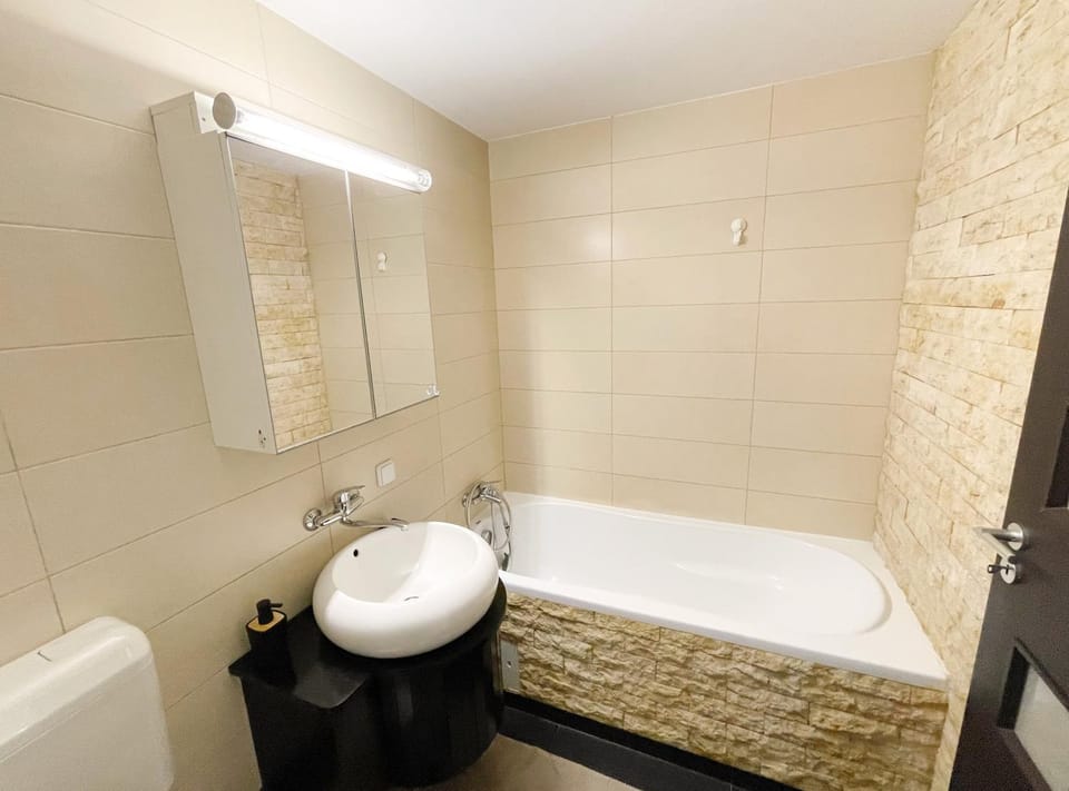 Toilet, Bathroom, Bath