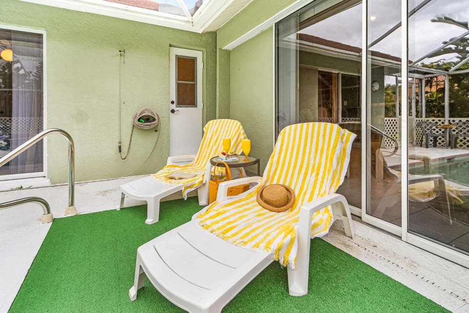 Tropical Paradise, Heated Pool & Spa - South Lake Solitude - Roelens House in Lee County