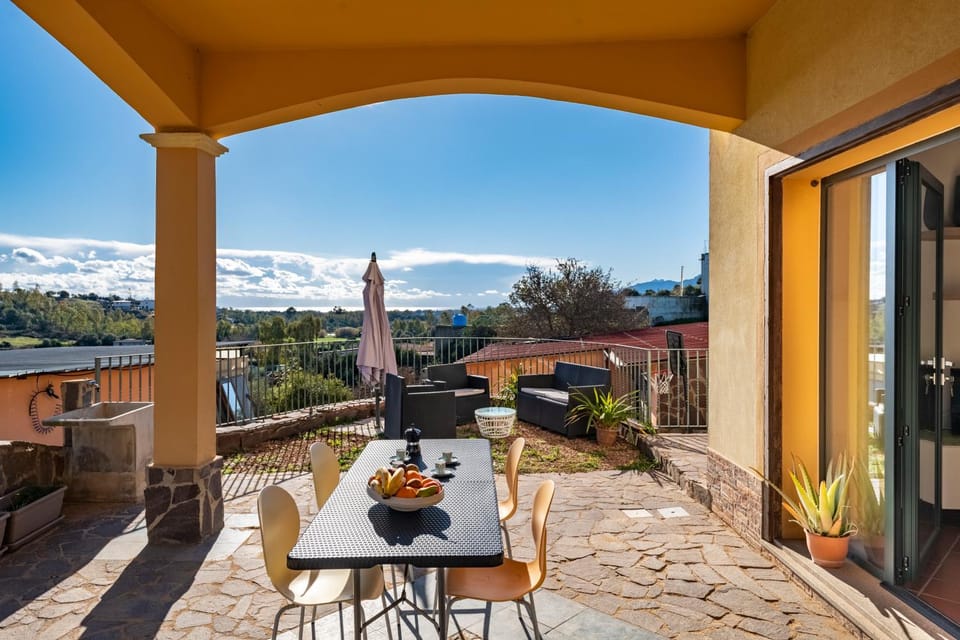 Property building, Dining area