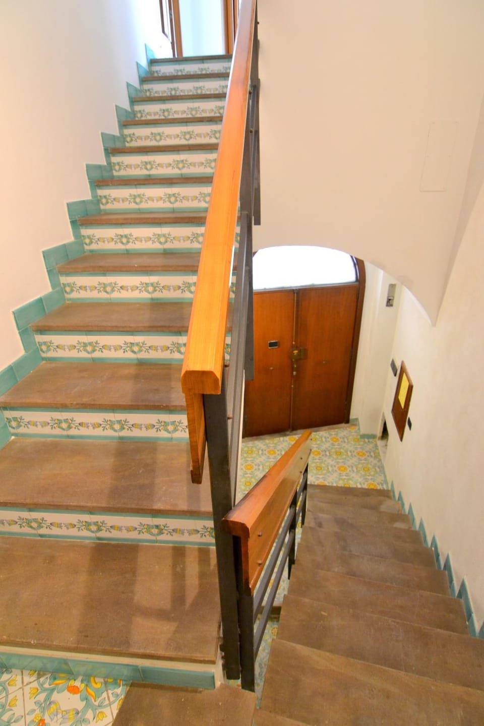 Dalla torre al mare INTERA CASA SU TRE LIVELLI House in Vietri sul Mare