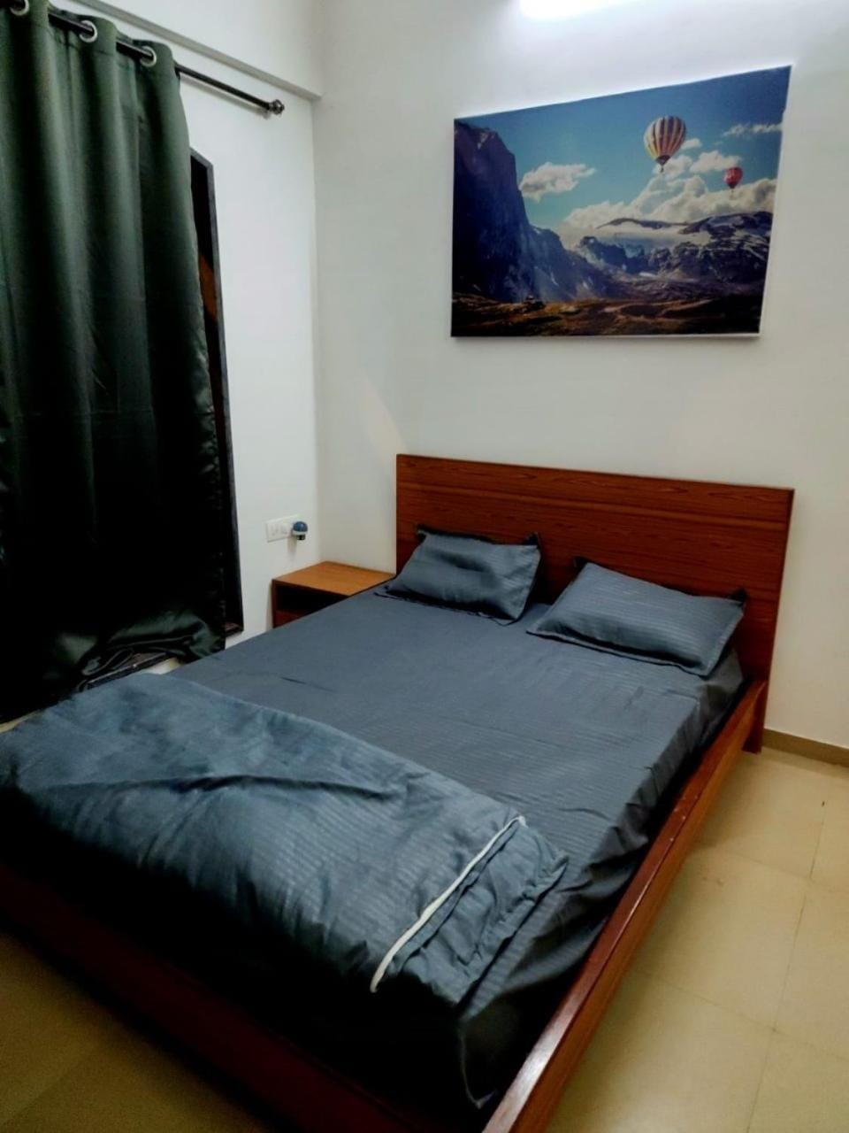 Bedroom, air conditioner