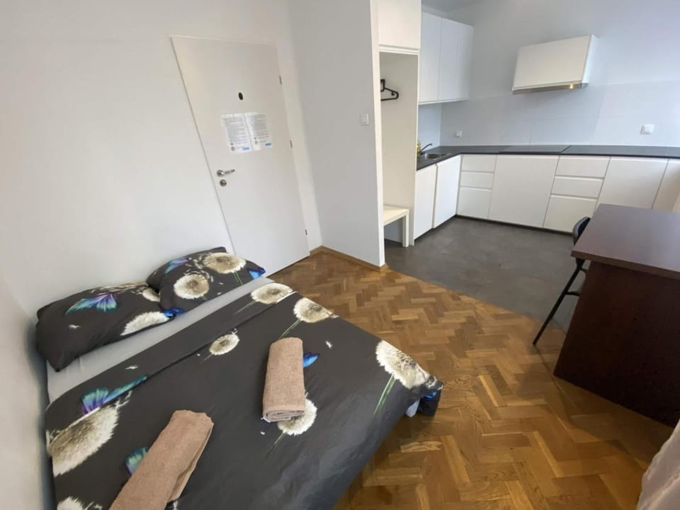 Fantastic-Inn Warszawa - Szczygla Apartment in Warsaw