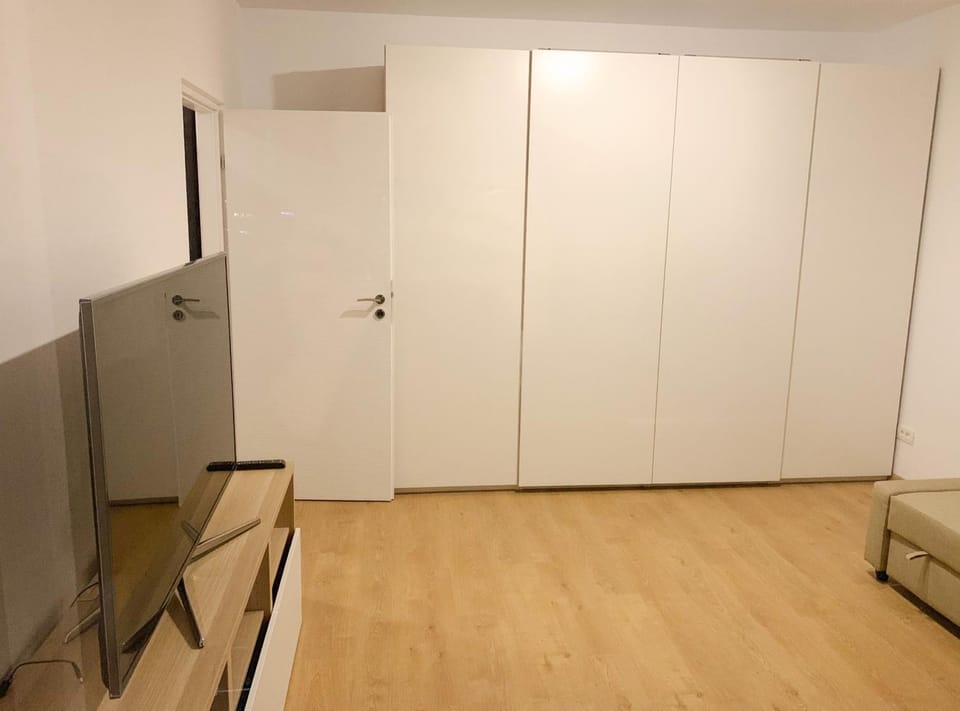 TV and multimedia, wardrobe