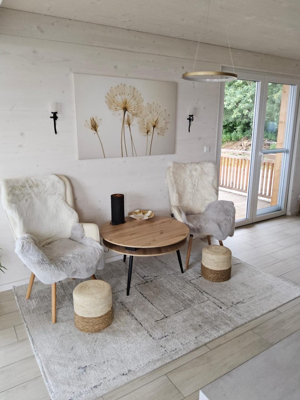 Living room, Seating area