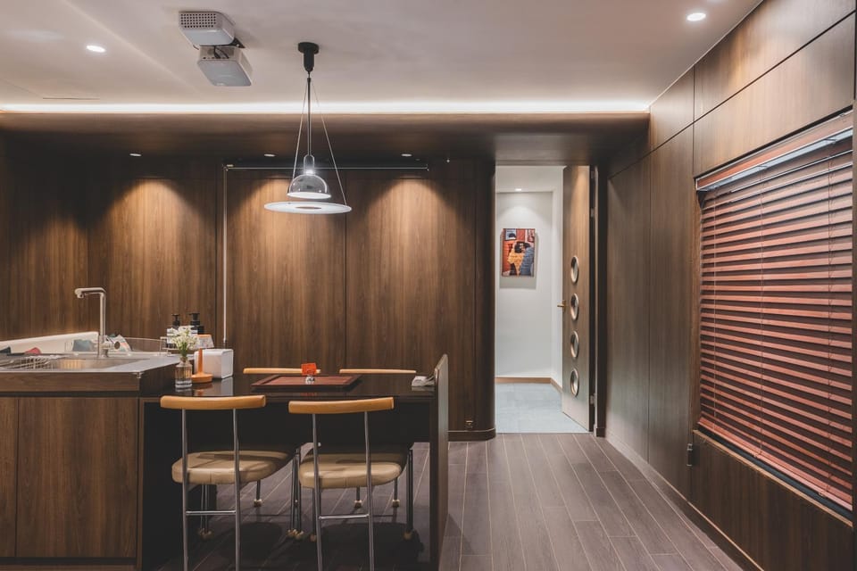 TV and multimedia, Kitchen or kitchenette, Living room, Dining area, kitchen, kitchen, air conditioner, air conditioner