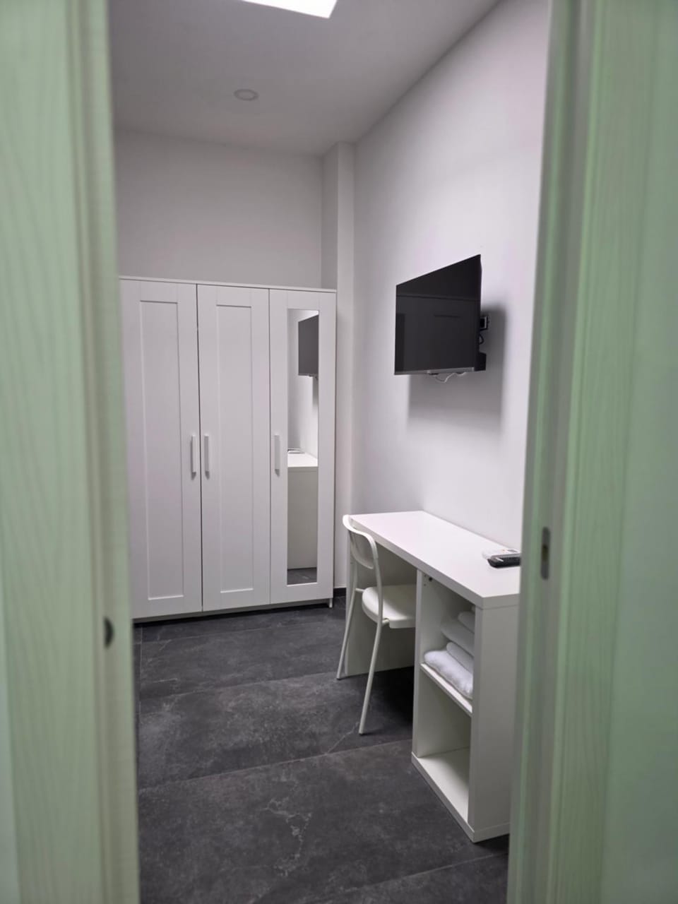 TV and multimedia, wardrobe