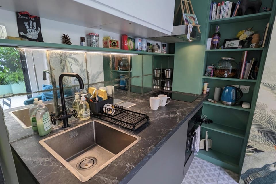 Apartment with terrace close to transport Apartment in Aubervilliers