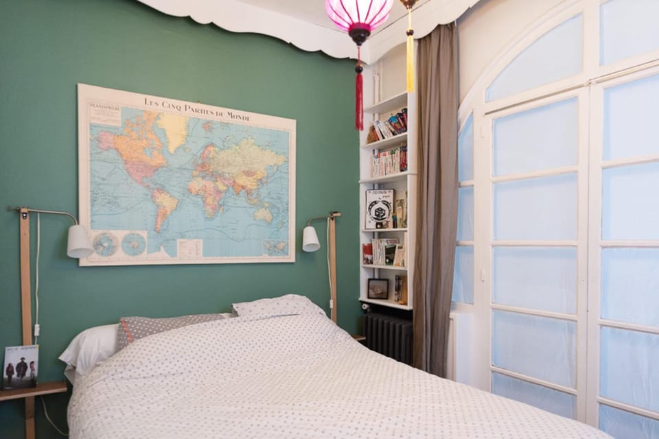 Apartment with terrace close to transport Apartment in Aubervilliers