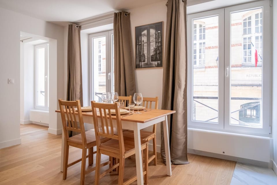Appartement Lumineux dans le Haut Marais Apartment in Paris