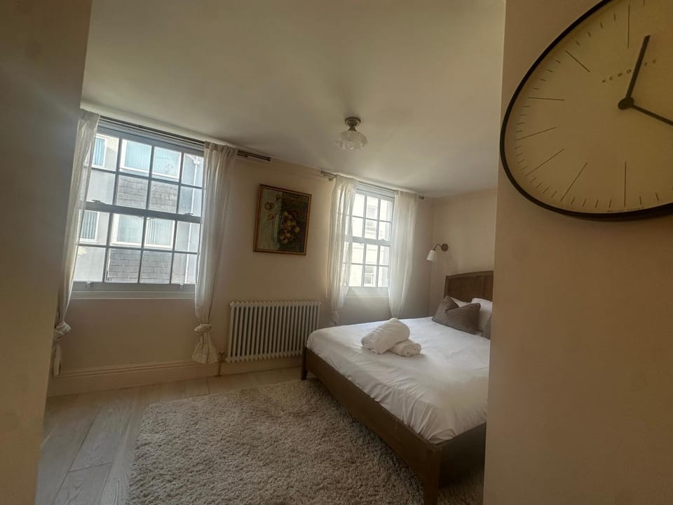 Cosy Seaside Cottage House in Hove