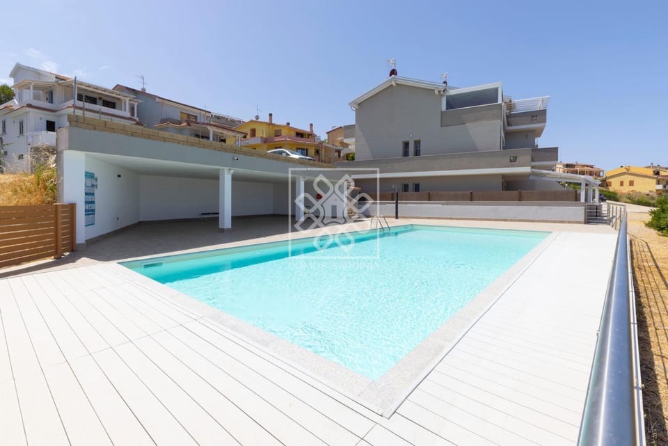 Day, Pool view, Swimming pool