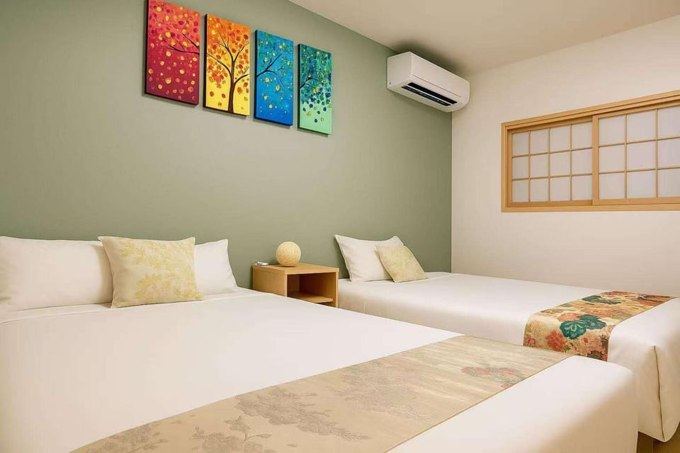 Bed, Photo of the whole room, air conditioner
