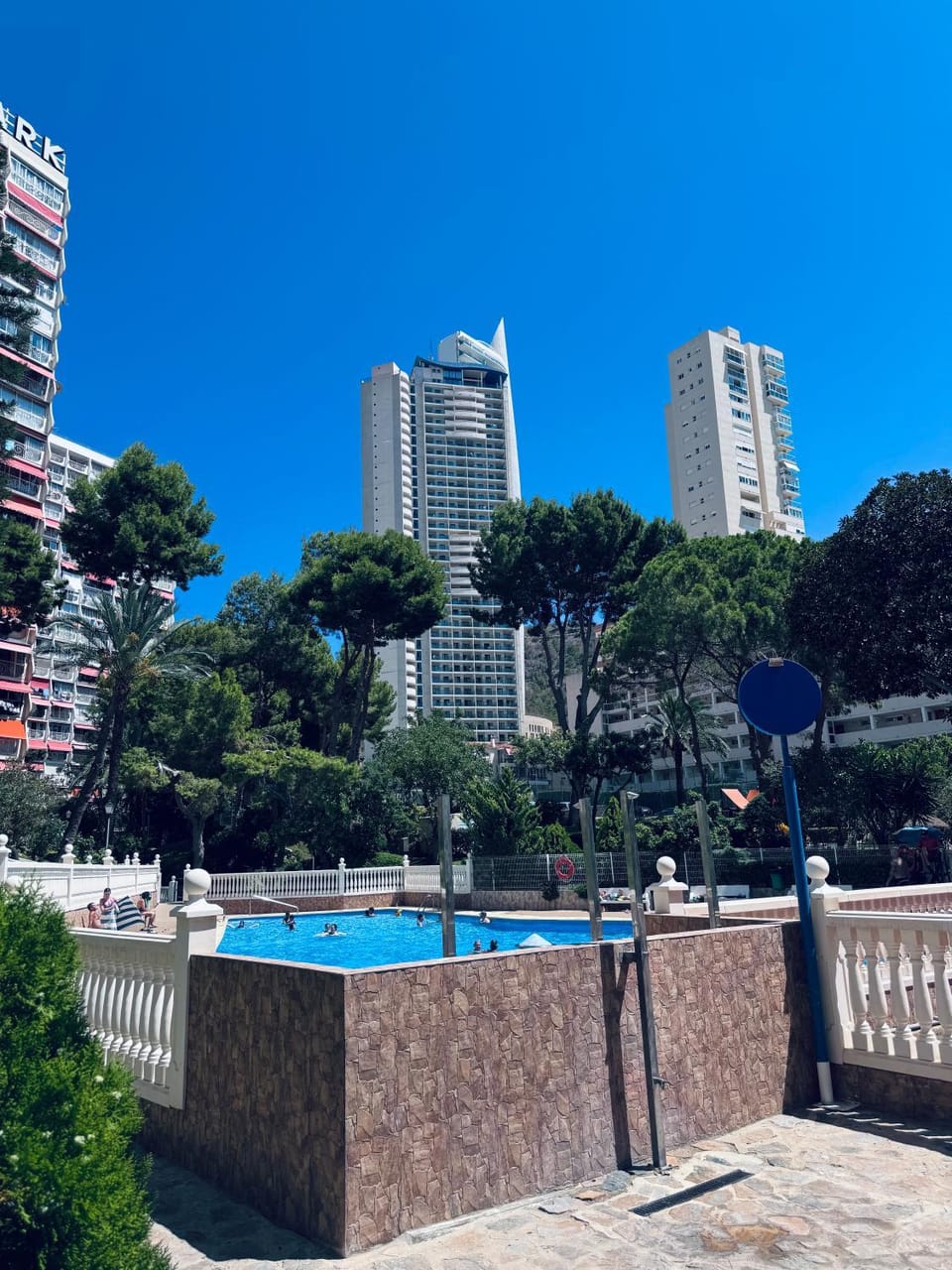 Swimming pool, Swimming pool