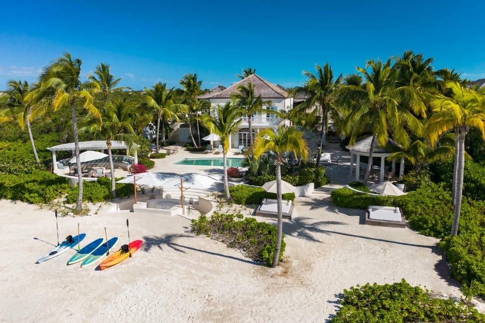 7 bedroom plantation estate Villa Villa in Grace Bay