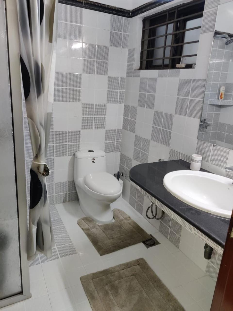 10 Marla upper portion for rent House in Islamabad