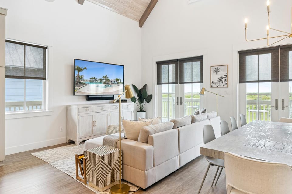 Sunset Fairway Villa at Palmilla House in Port Aransas