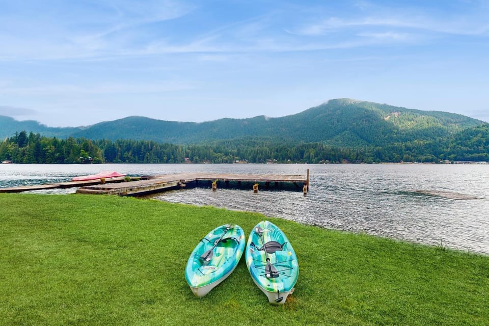 Rustic Pines Retreat House in Lake Sutherland