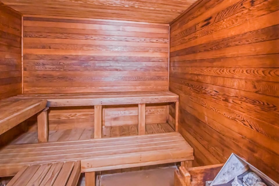 5B Mountain Village- Unit B House in Dover