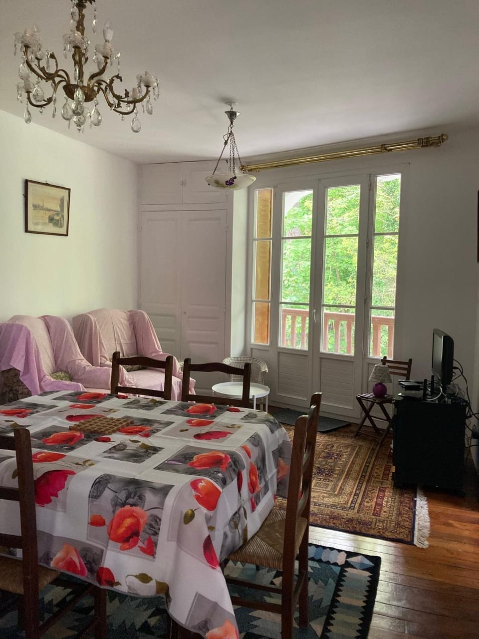 Living room, Dining area
