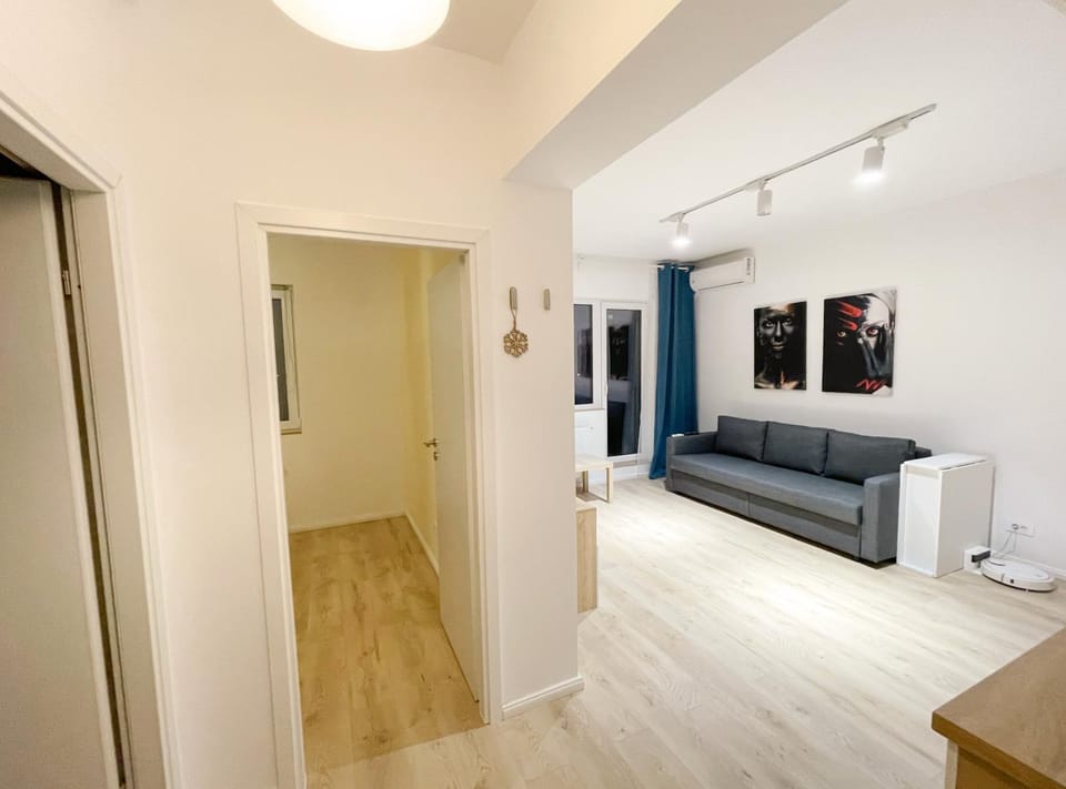 Living room, Photo of the whole room, Seating area