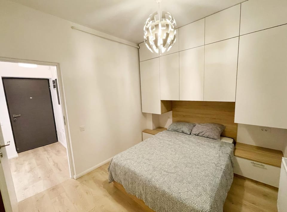 Bed, Photo of the whole room, Bedroom, wardrobe
