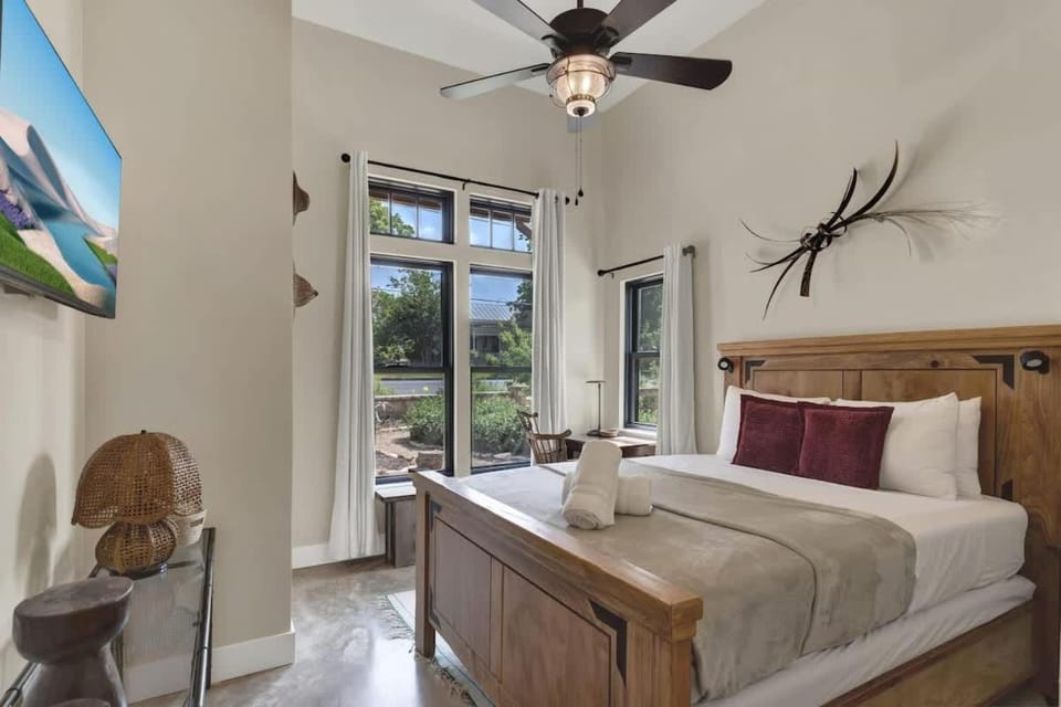 Bed, Bedroom