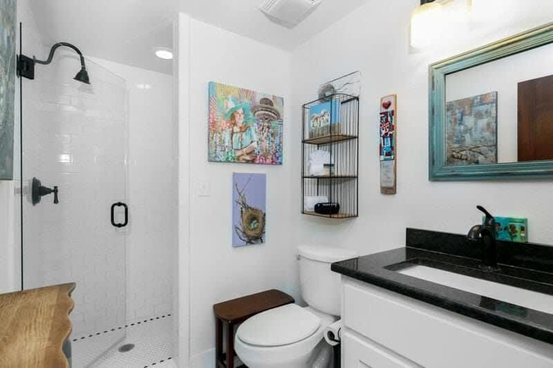 Bathroom, Bath