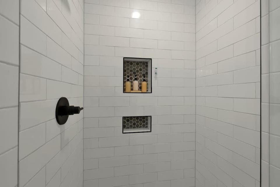 Bathroom, Bath