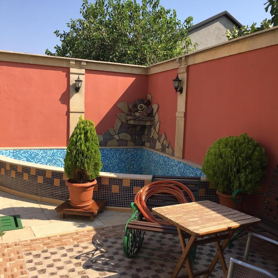 3-storey villa Apartment in Baku