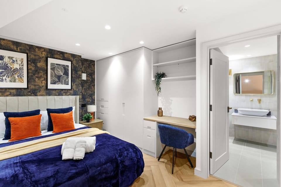 Luxe Duplex Apartment Fulham With Outdoor Patio Apartment in London