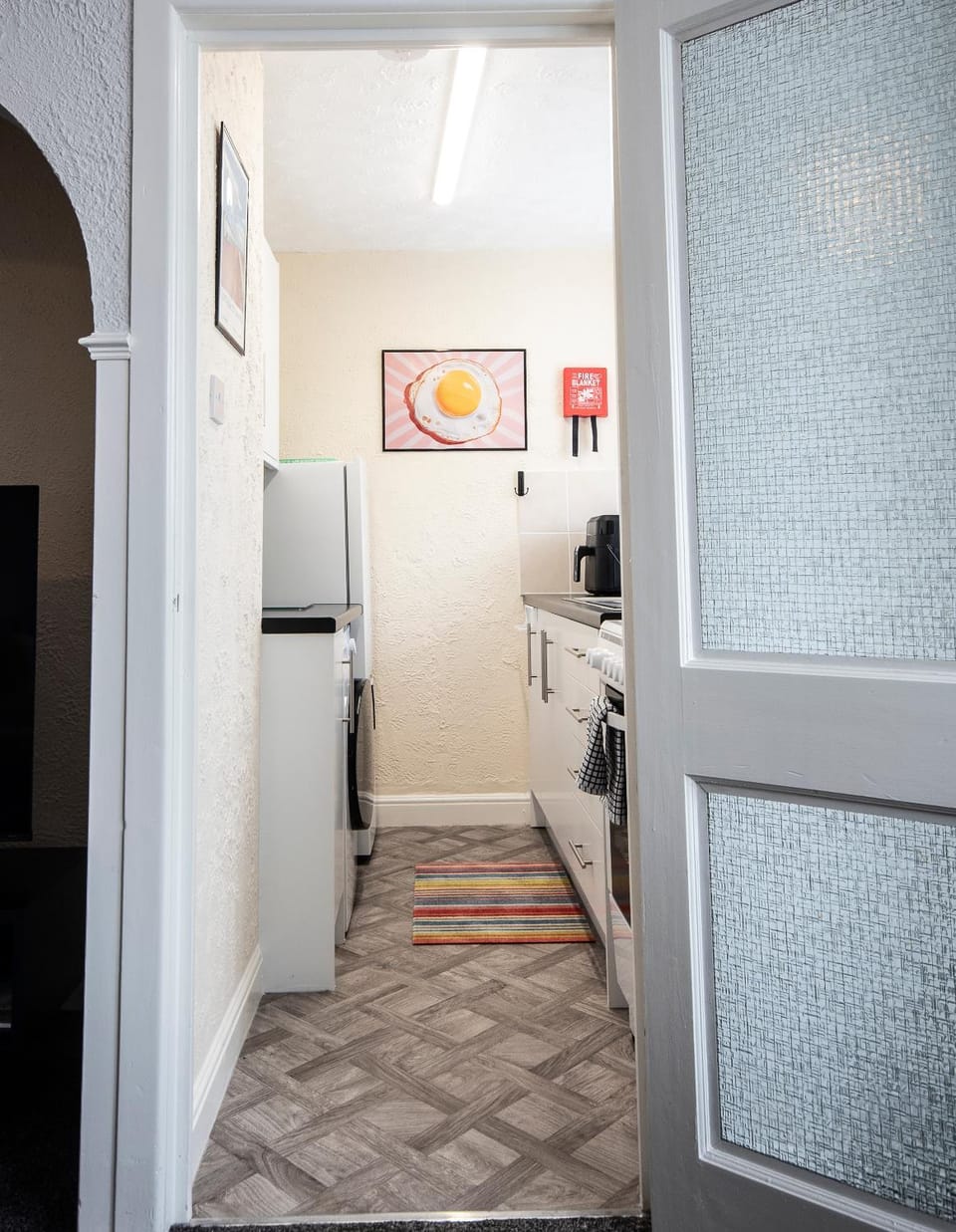 Kitchen or kitchenette, oven, stove