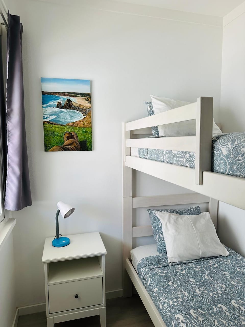Bedroom, bunk bed