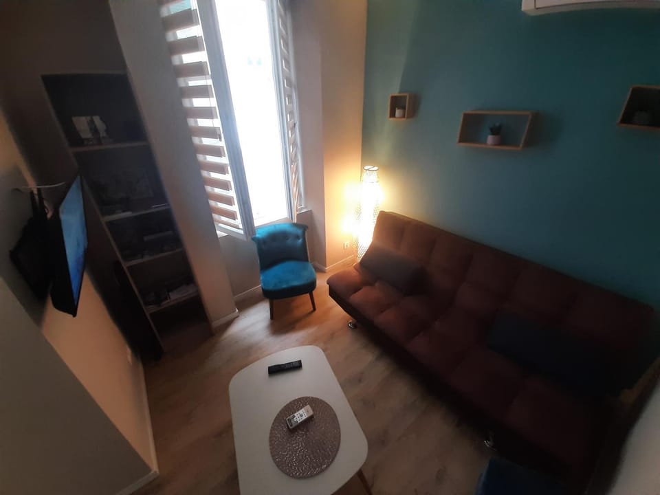 Property building, Living room