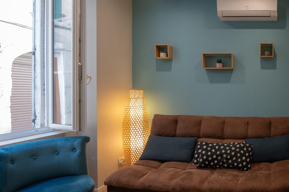 Property building, Living room
