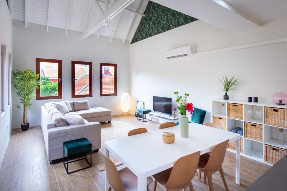 Urban Boutique Homes - City Centre Apartment in Willemstad